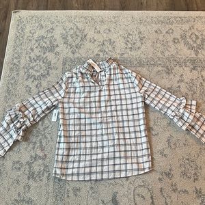 Drew plaid top sized small!
